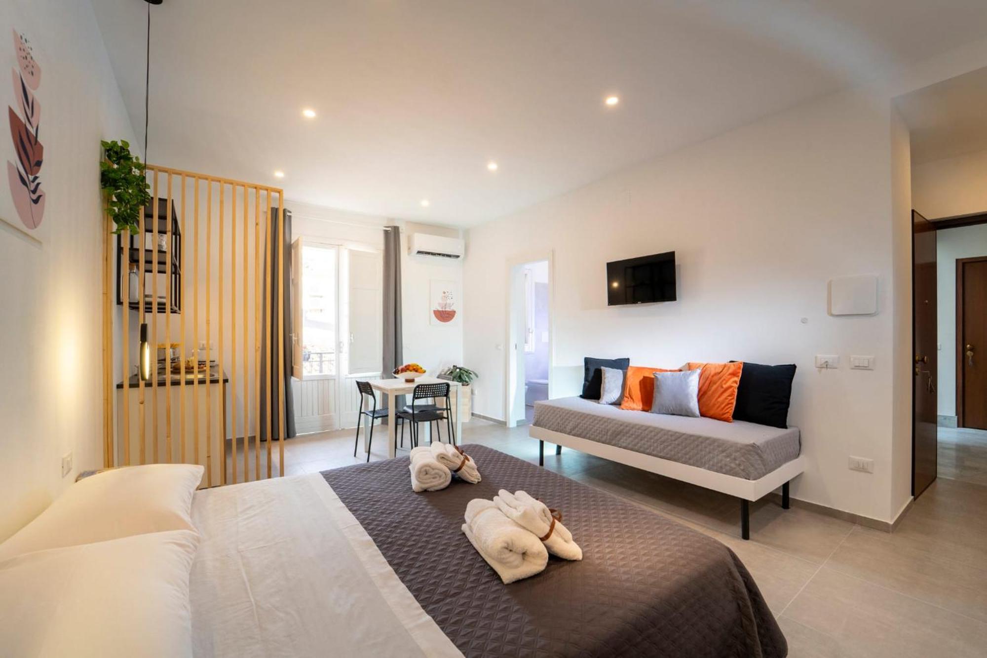 Mameri Central Rooms 卡斯泰拉马莱 外观 照片